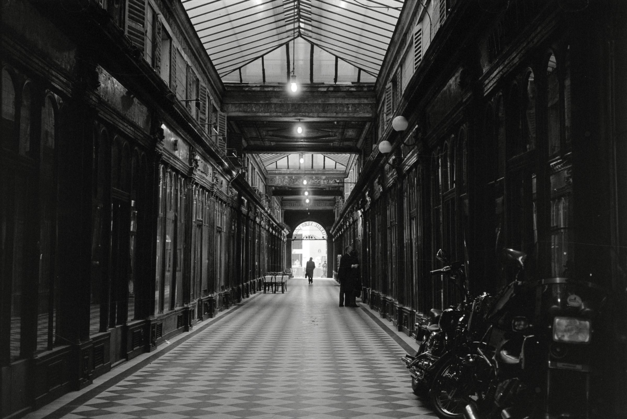 AHP F1993 04 002 sc240903 img05 NLP